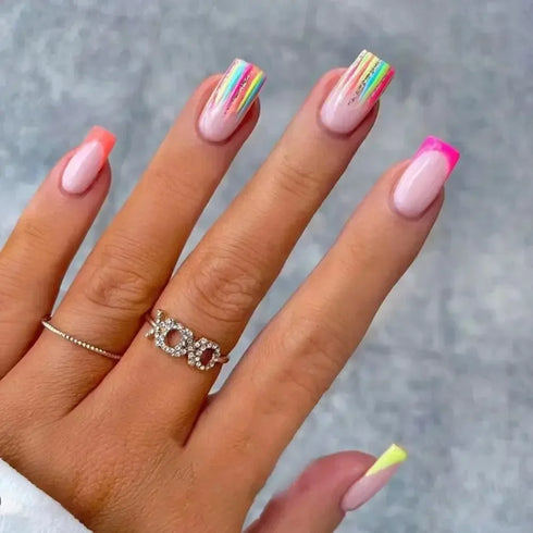 24pcs Glittering French Square Acrylic False Nails with Wavy Design - Full Cover Detachable Nail Tips for Stunning Nail Art