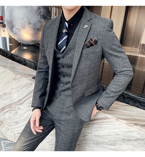 Stylish Business Casual Three-Piece Suit for Men with Vest and Trousers