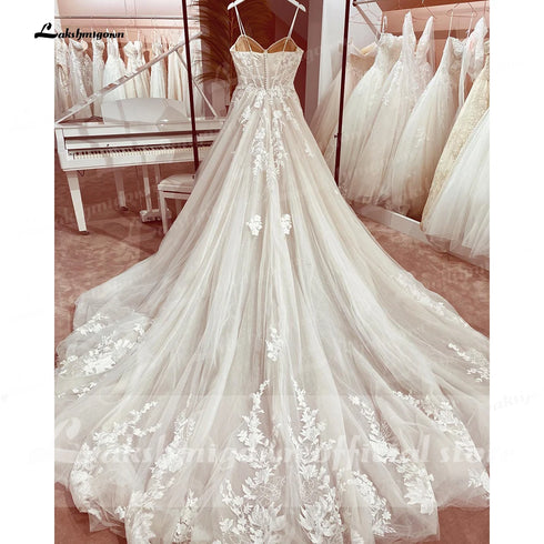 Princess Lace Wedding Dress Bridal Customized Spaghetti Straps Chapel Train Tulle Gown