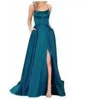 Strapless Satin Ball Gown With Train For Formal Banquet Evening Wedding Dress Silhouette Classic