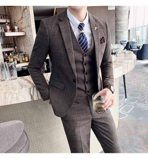 Stylish Business Casual Three-Piece Suit for Men with Vest and Trousers