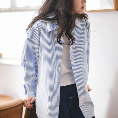 Chic Summer Outfit Inspiration: Casual Women's Striped Shirt and Shorts Set for Effortless Elegance