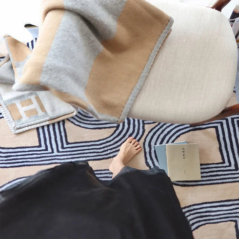 French Style Plush Carpet for Living Room and Bedroom Minimalist Fluffy Rug